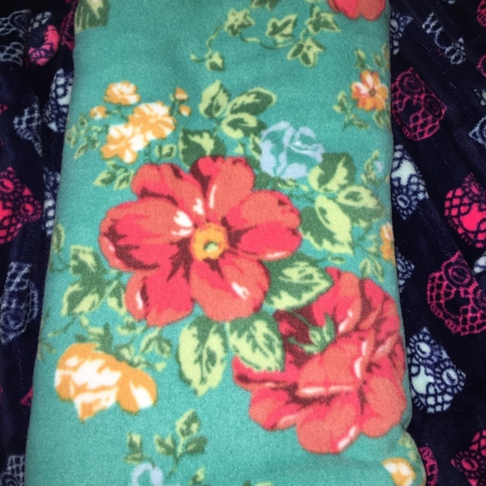 Pioneer Woman Vintage Floral Fleece